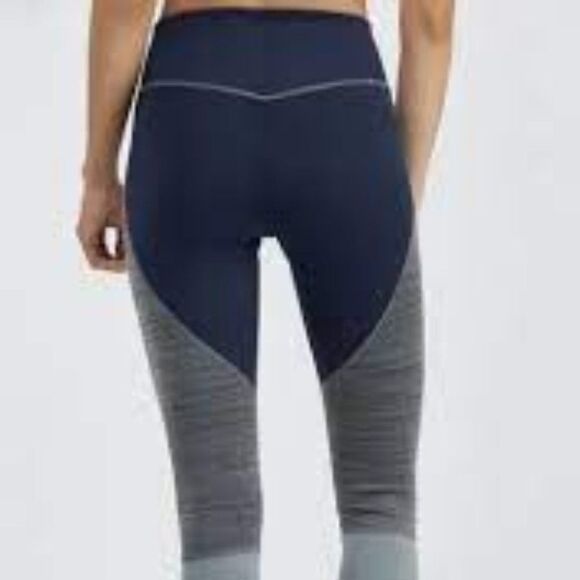 Nike Legendary Mid Rise Training Compression Tights Size M - Picture 6 of 11